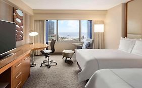 Swissotel Chicago 4*